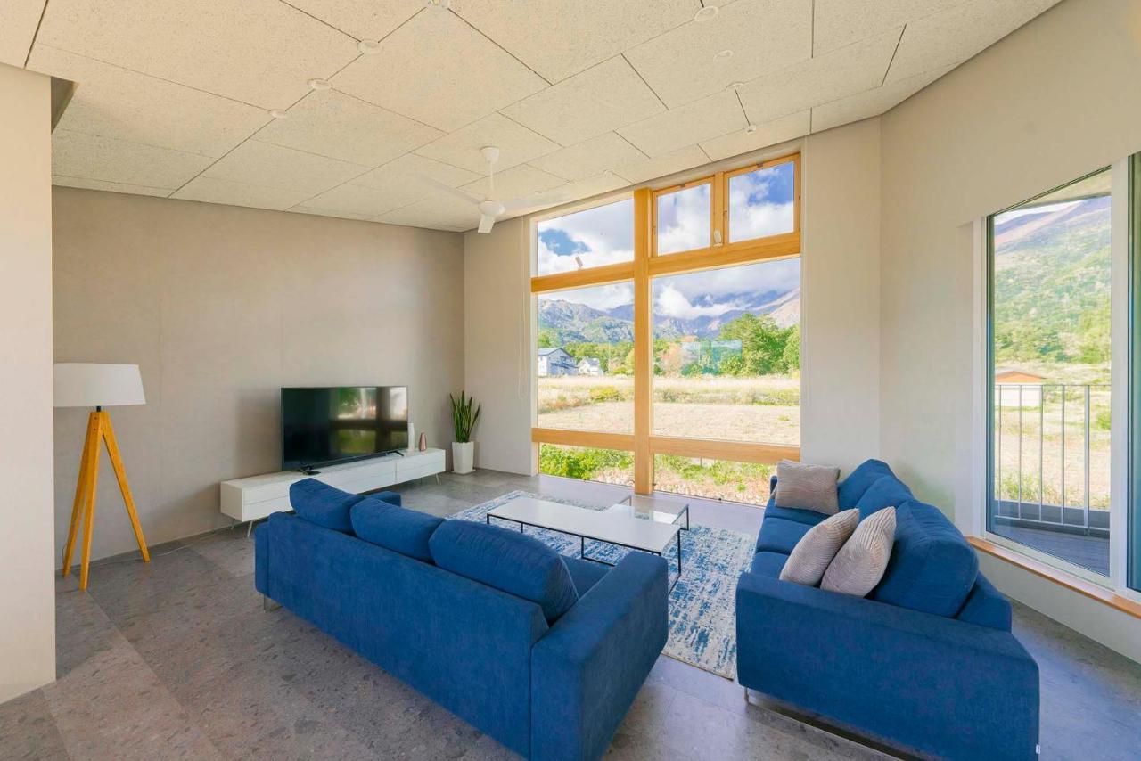 Chalet Echo Rocks By The Collection